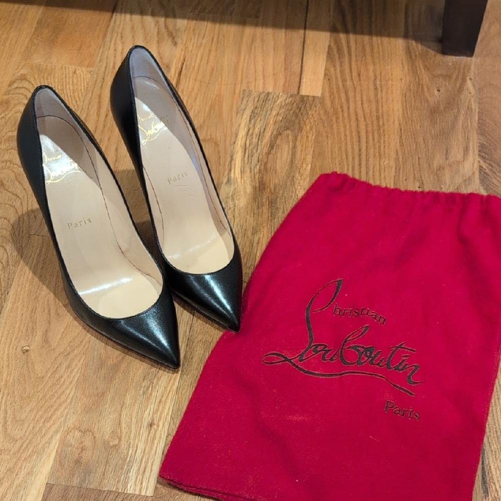 Christian Louboutin So Kate Size 37